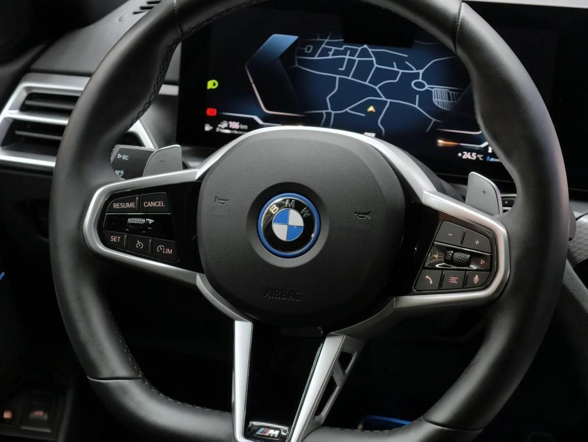 bmw-serie-3-330e-2025-hibrido-a-gasolina-1998cc