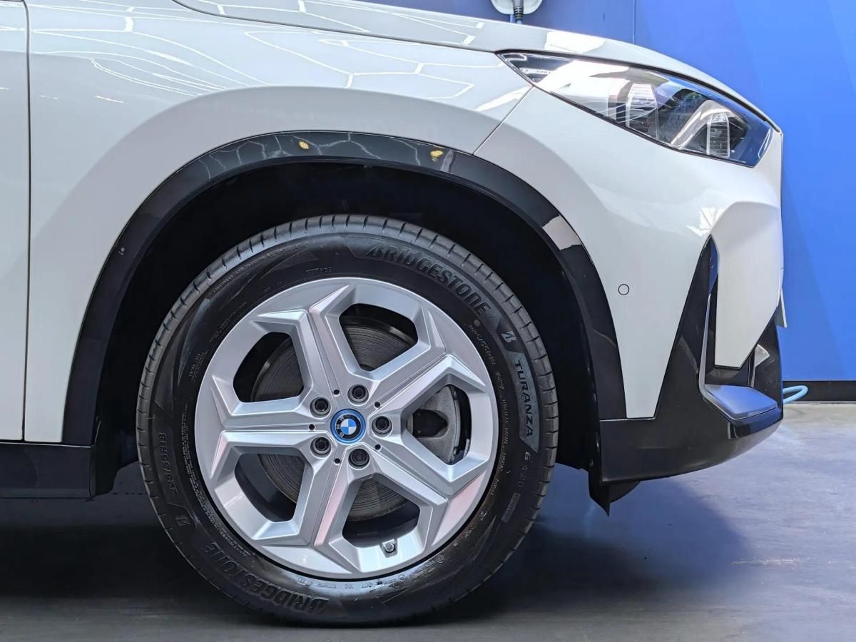 bmw-x1-xdrive25e-2023-hibrido-a-gasolina-1499cc