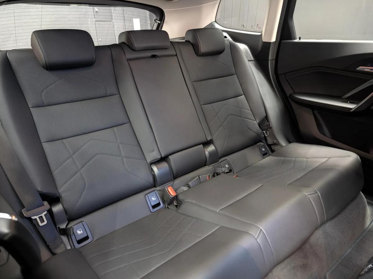 bmw-x1-xdrive25e-2023-hibrido-a-gasolina-1499cc