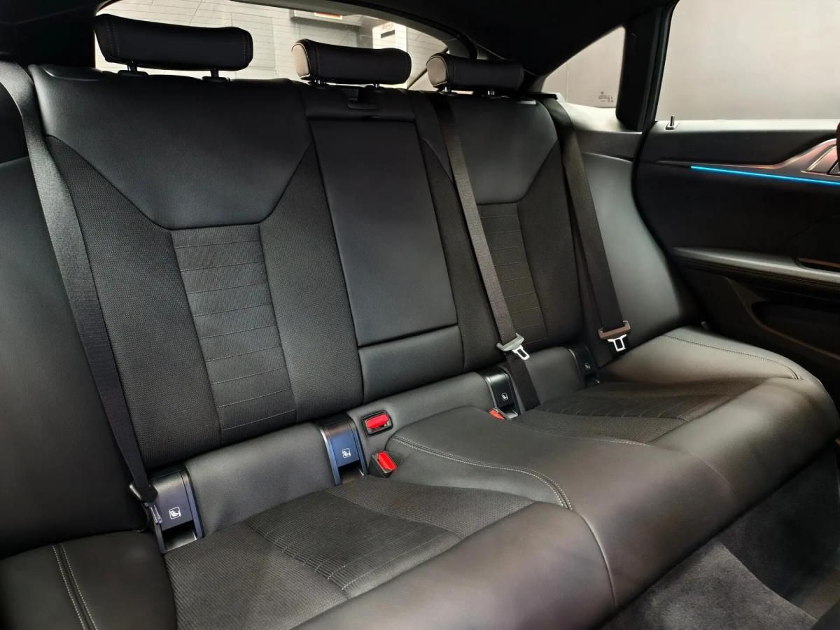 bmw-serie-i-i4-edrive40-2023-eletrico-0cc