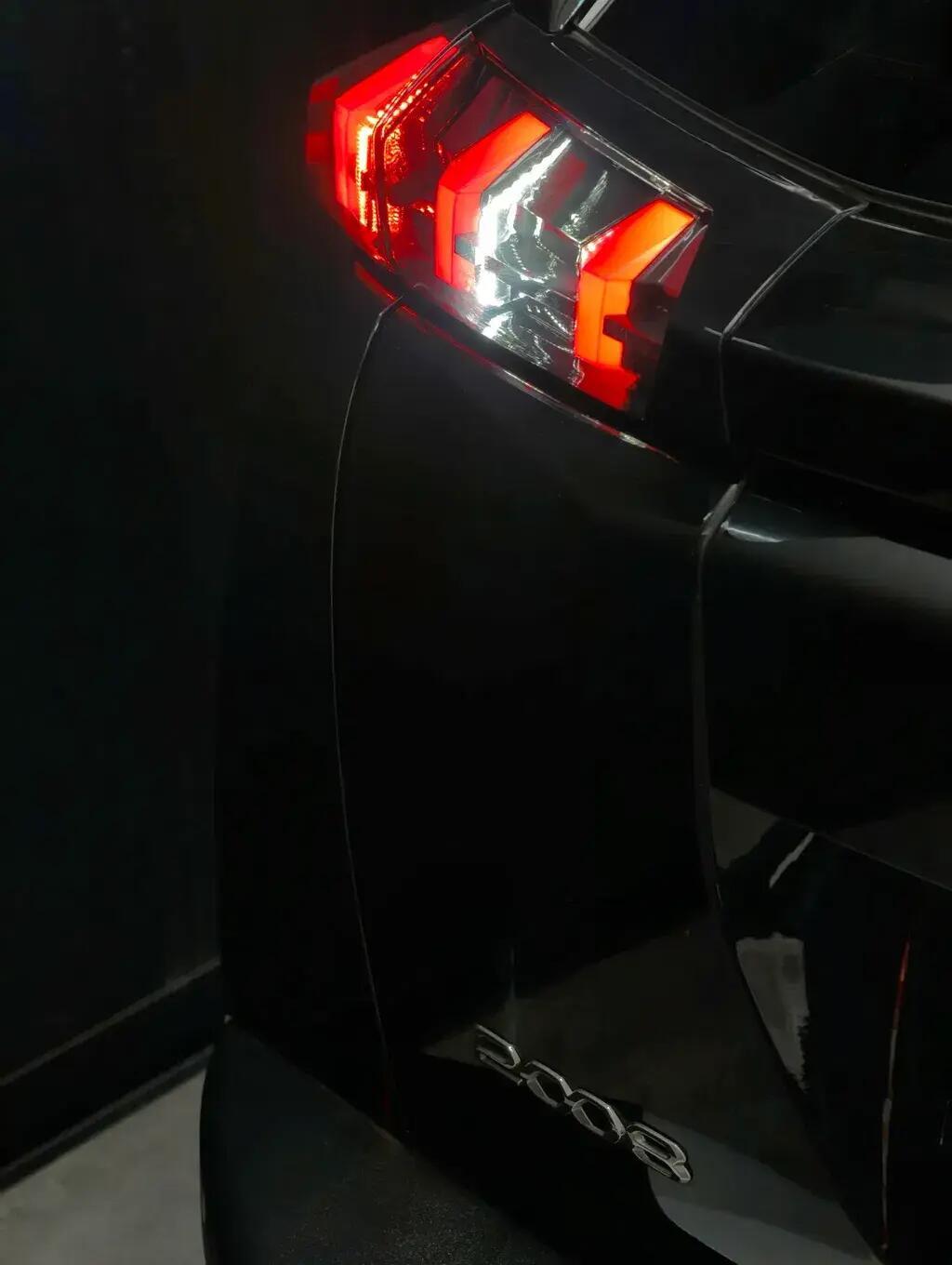 peugeot-2008-2020-diesel-1499cc
