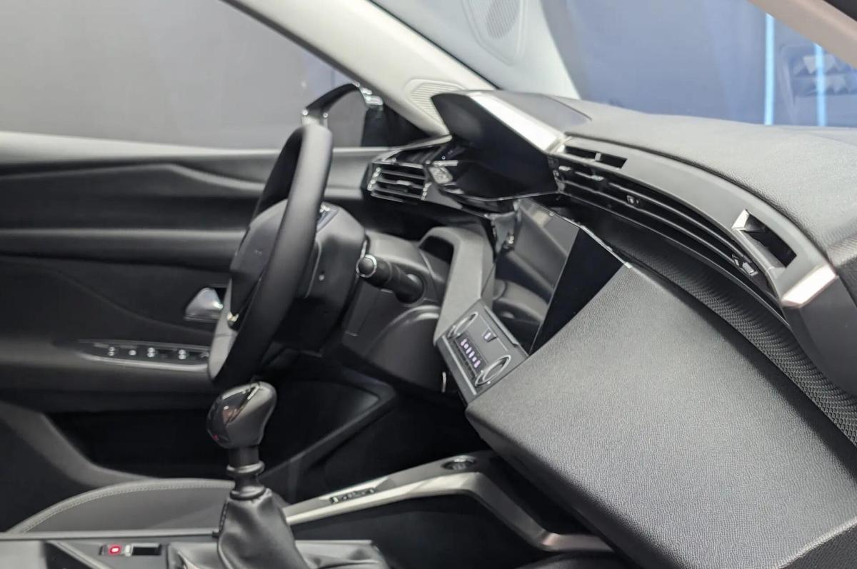 peugeot-308-2022-diesel-1499cc