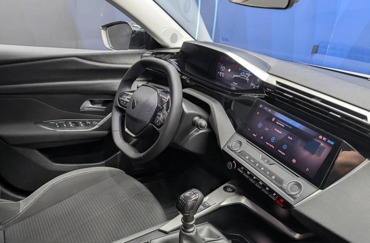 peugeot-308-2022-diesel-1499cc