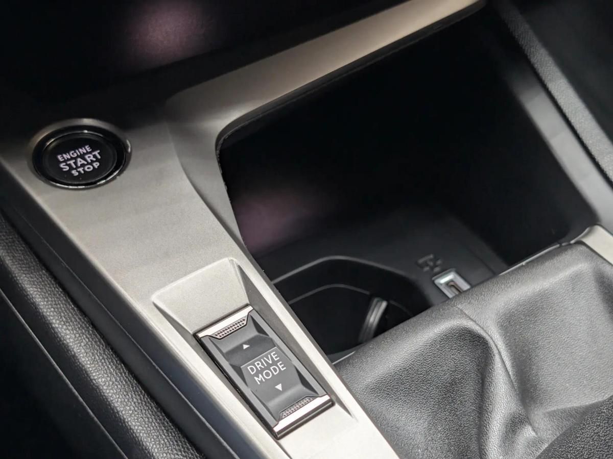 peugeot-308-2022-diesel-1499cc