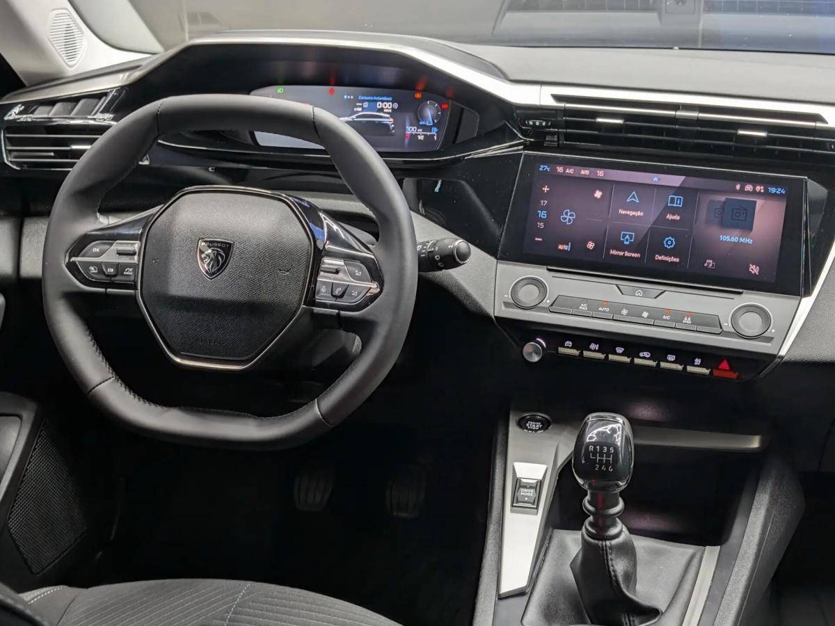peugeot-308-2022-diesel-1499cc
