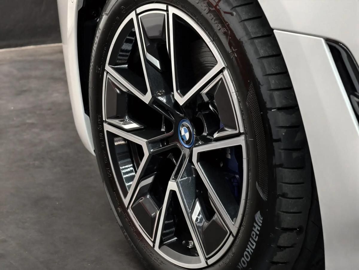 bmw-serie-i-i5-edrive40-2025-eletrico-0cc