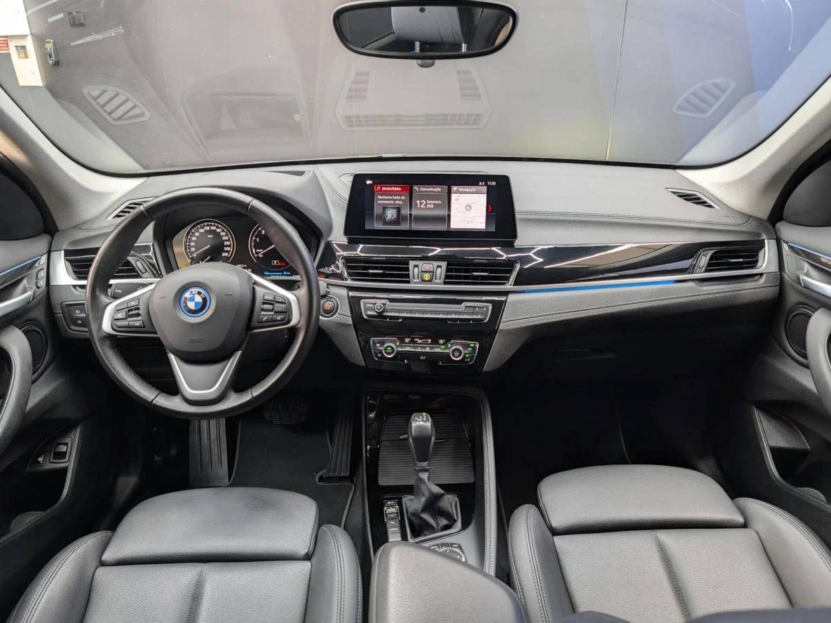 bmw-x1-xdrive25e-2022-hibrido-a-gasolina-1499cc