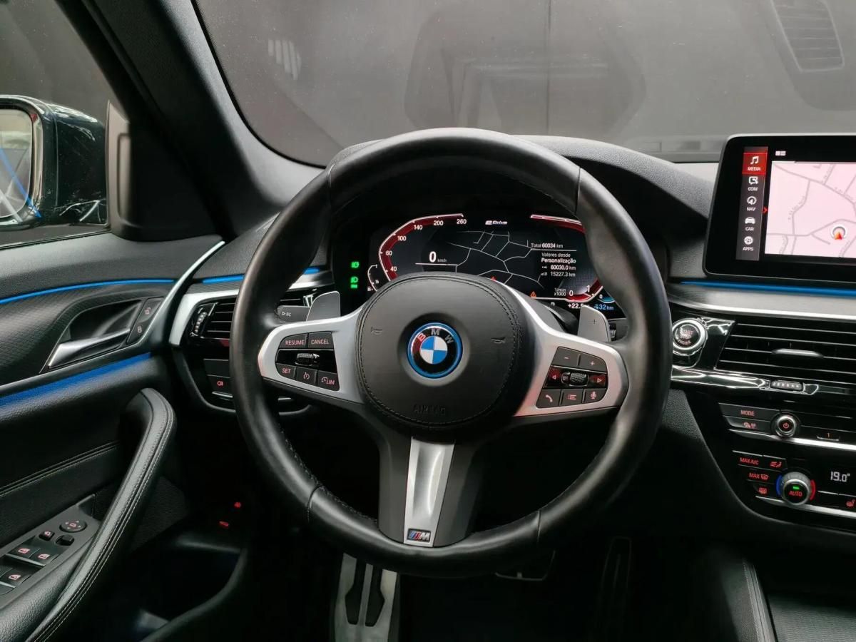 bmw-serie-5-2023-hibrido-a-gasolina-1998cc