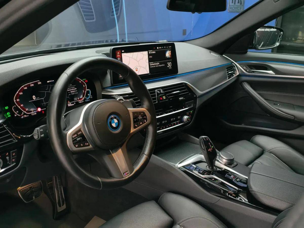 bmw-serie-5-2023-hibrido-a-gasolina-1998cc