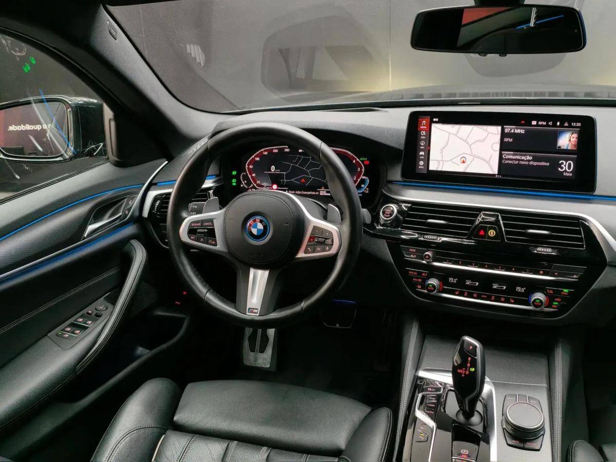 bmw-serie-5-2023-hibrido-a-gasolina-1998cc