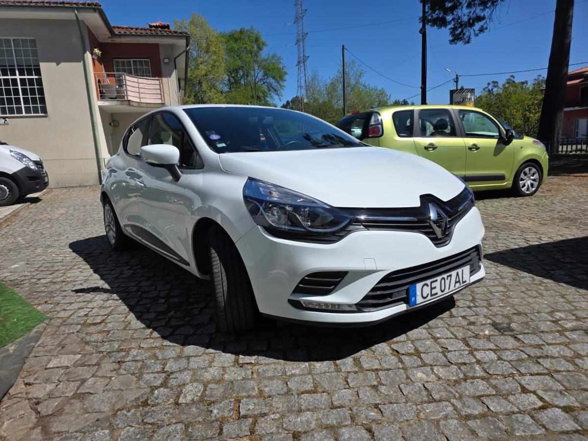 renault-clio-1-2-16v-2017-gasolina-1149cc