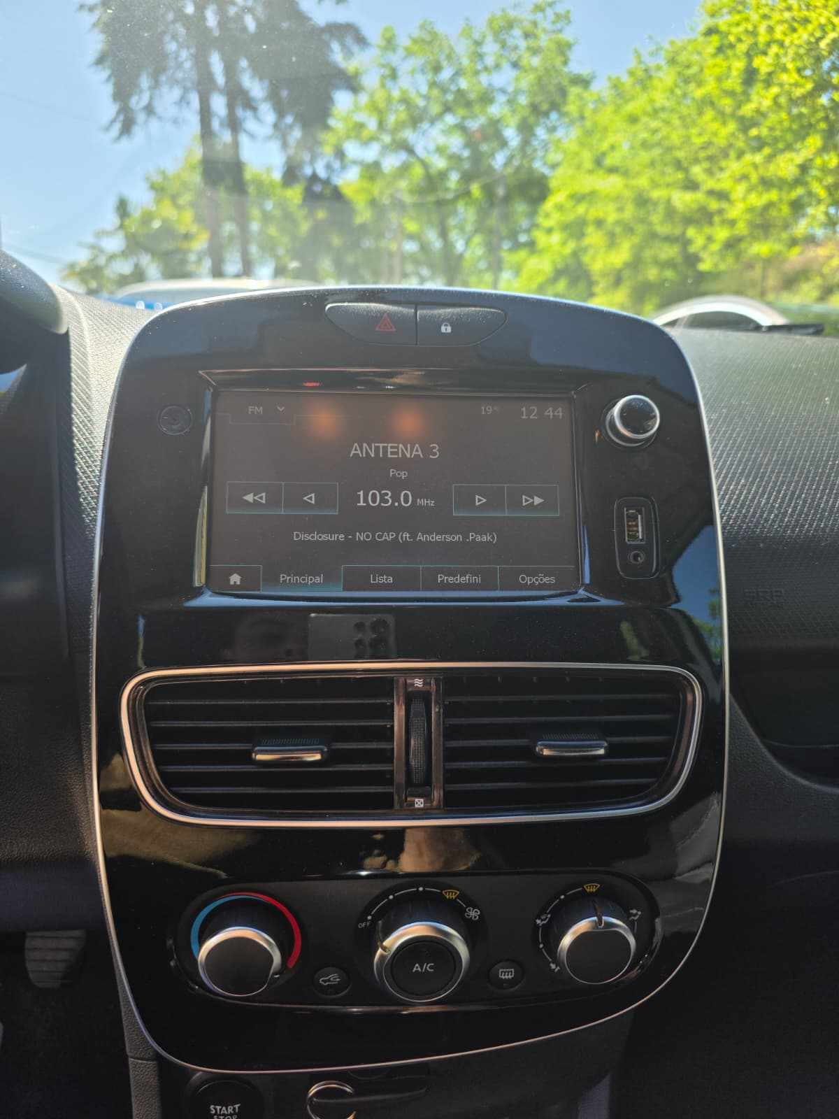 renault-clio-1-2-16v-2017-gasolina-1149cc