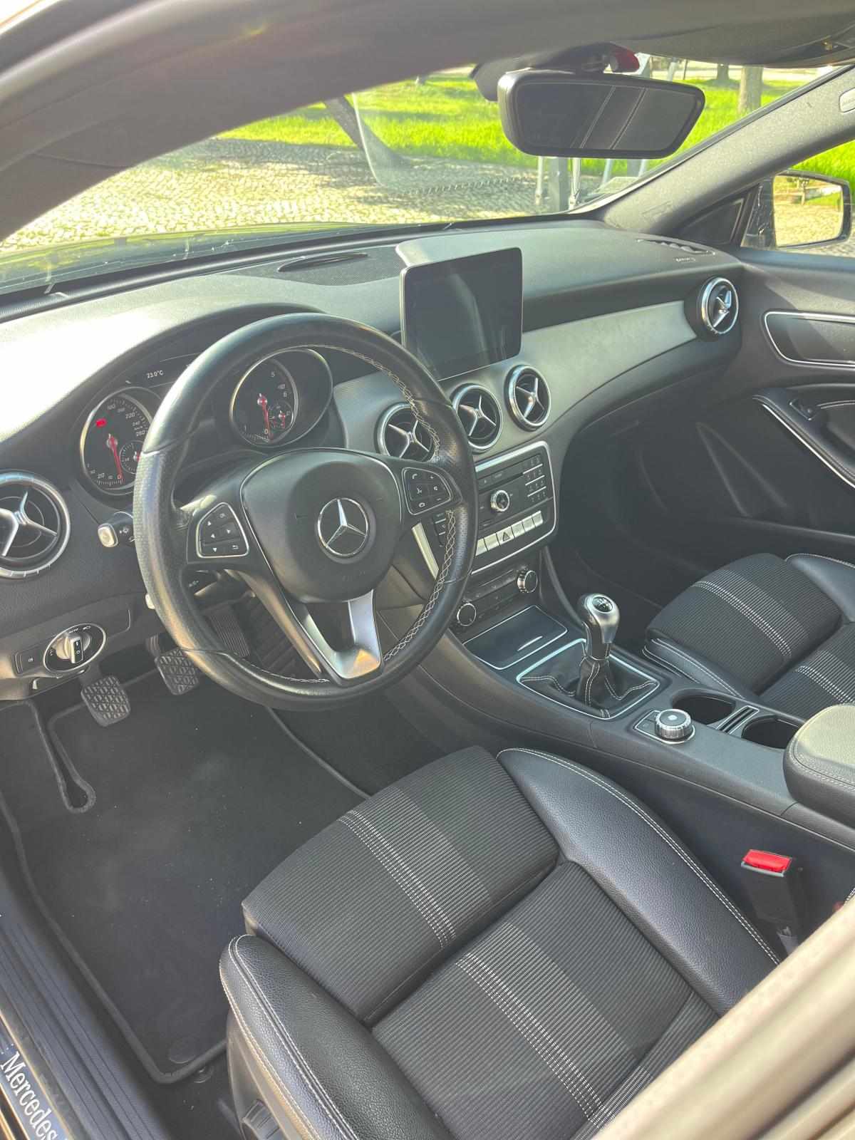 mercedes-benz-cla-200-cdi-2-1-2017-diesel-2143cc