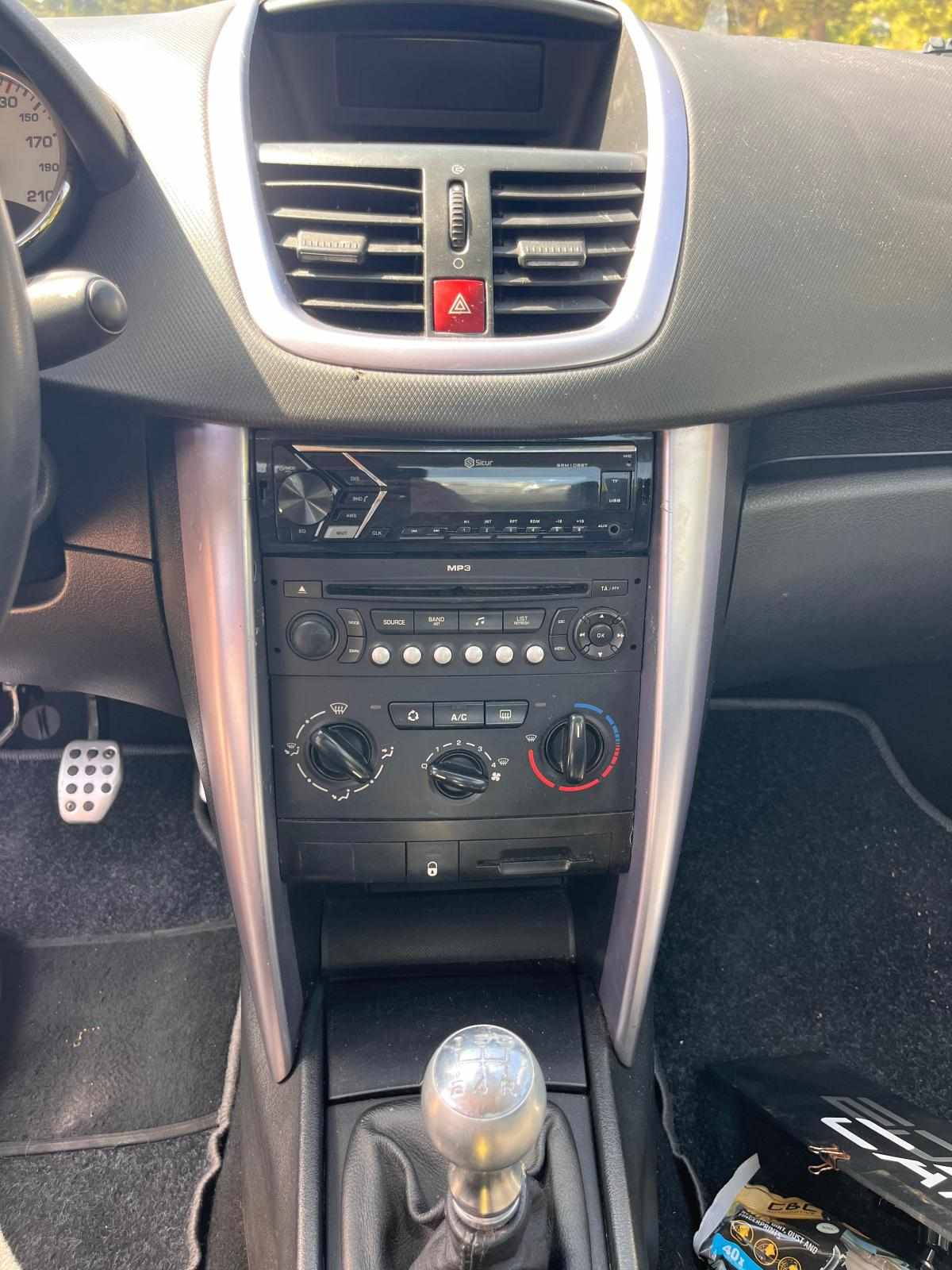 peugeot-207-1-6-hdi-fap-2008-diesel-1560cc