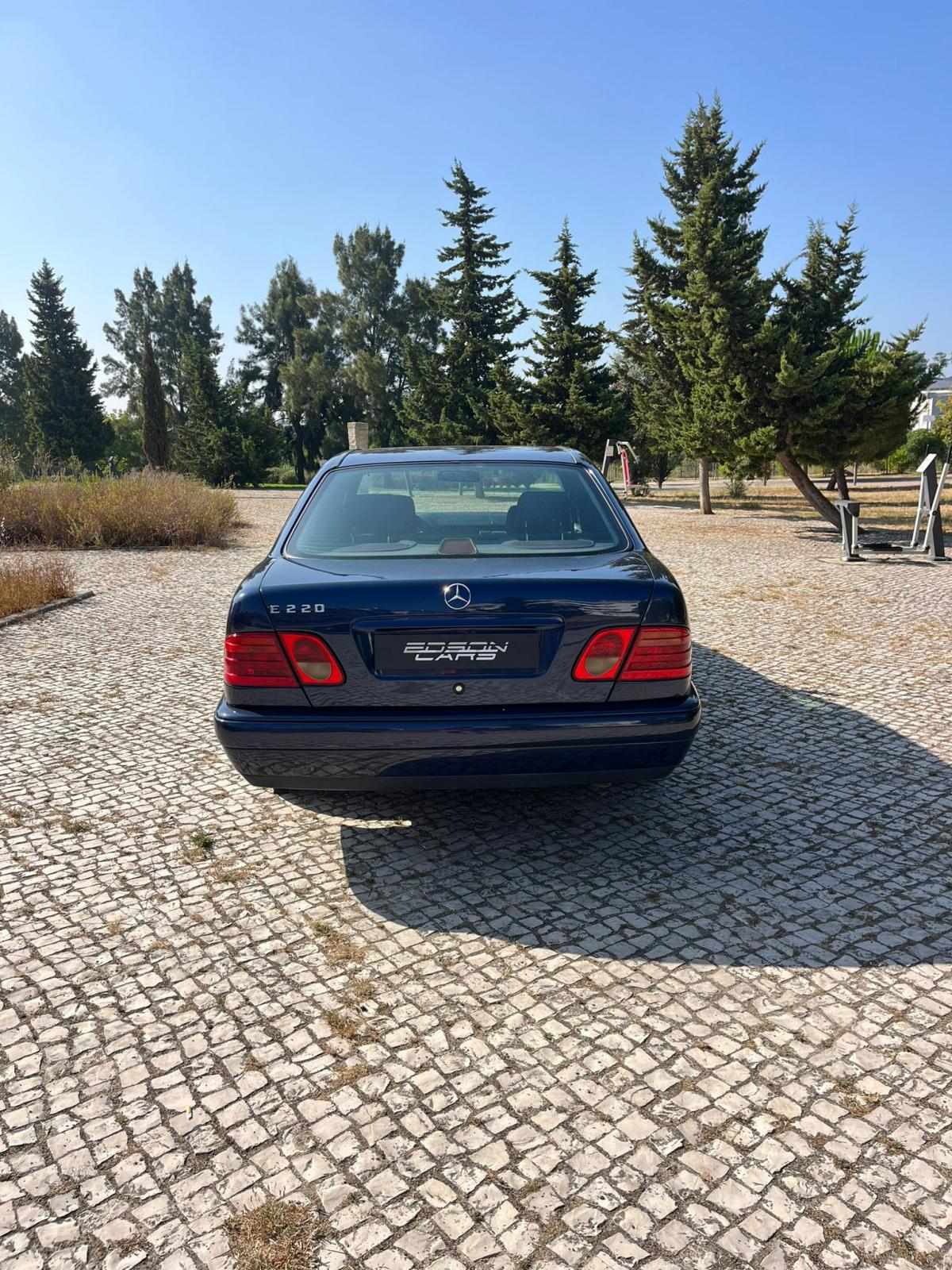mercedes-benz-classe-e-e-220-d-1997-diesel-2155cc