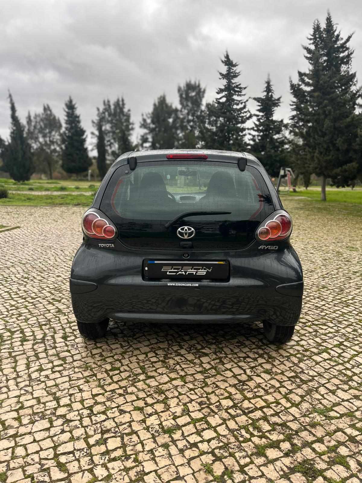 toyota-aygo-1-0-vvt-i-2011-gasolina-998cc
