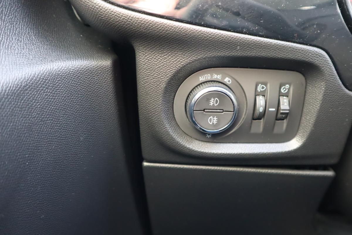 opel-corsa-2023-gasolina-1199cc