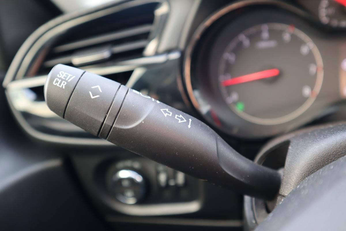 opel-corsa-2023-gasolina-1199cc
