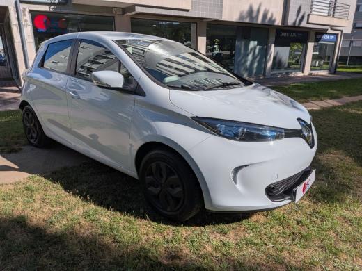 renault-zoe-2018-eletrico-0cc