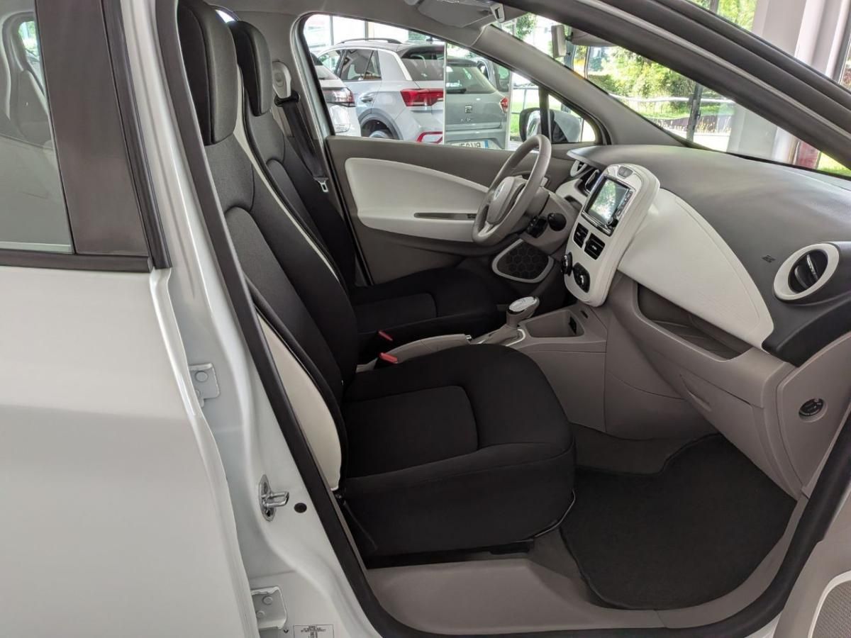 renault-zoe-2018-eletrico-0cc