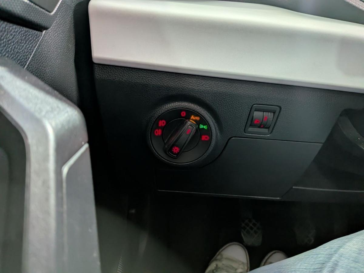 seat-arona-2023-gasolina-999cc