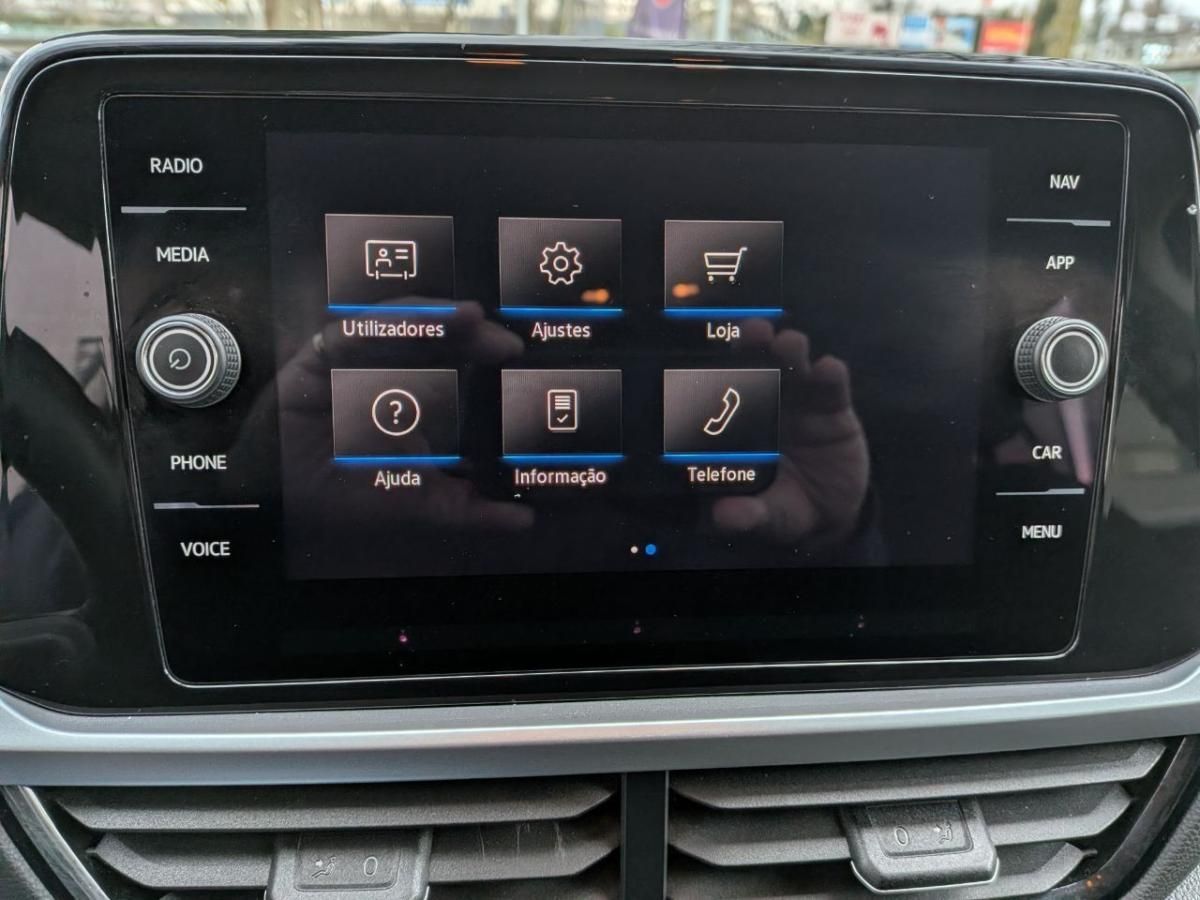 volkswagen-t-roc-2024-gasolina-999cc