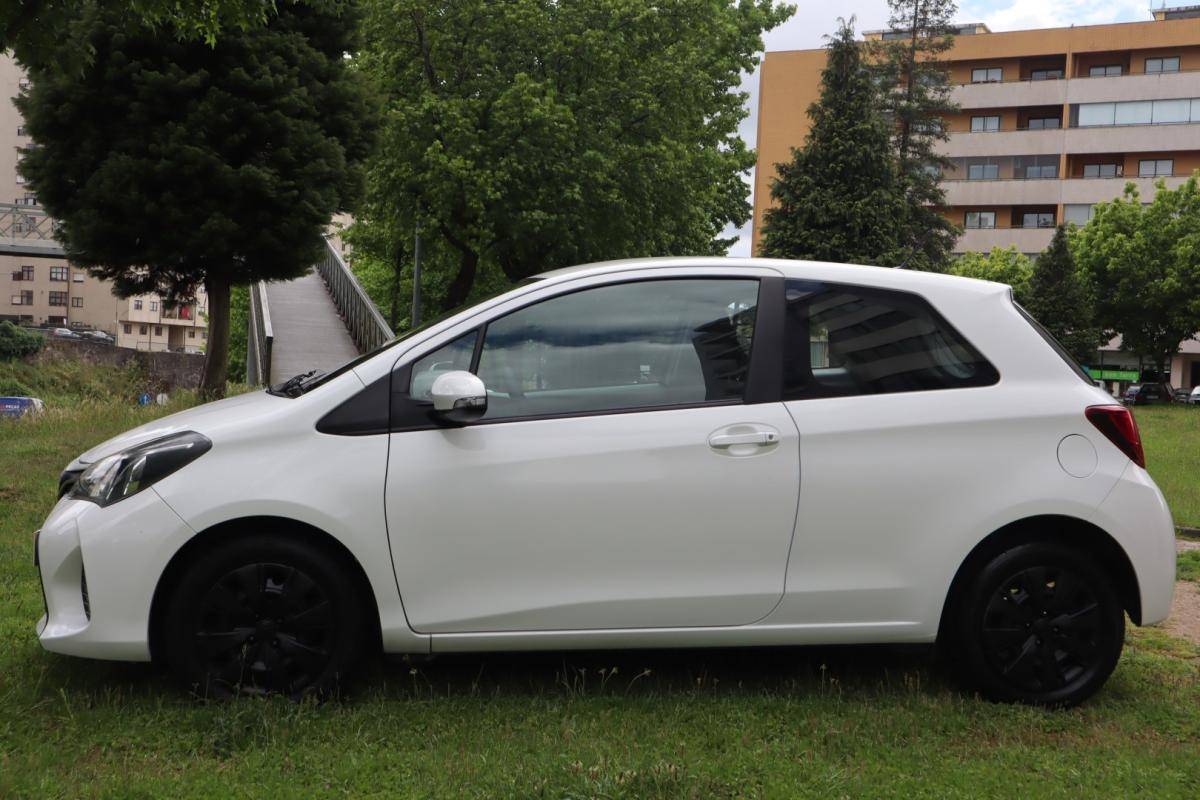 toyota-yaris-2015-diesel-1364cc