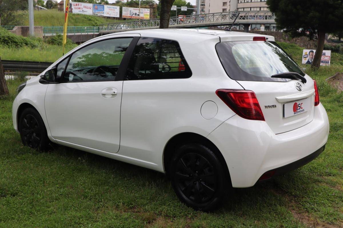 toyota-yaris-2015-diesel-1364cc