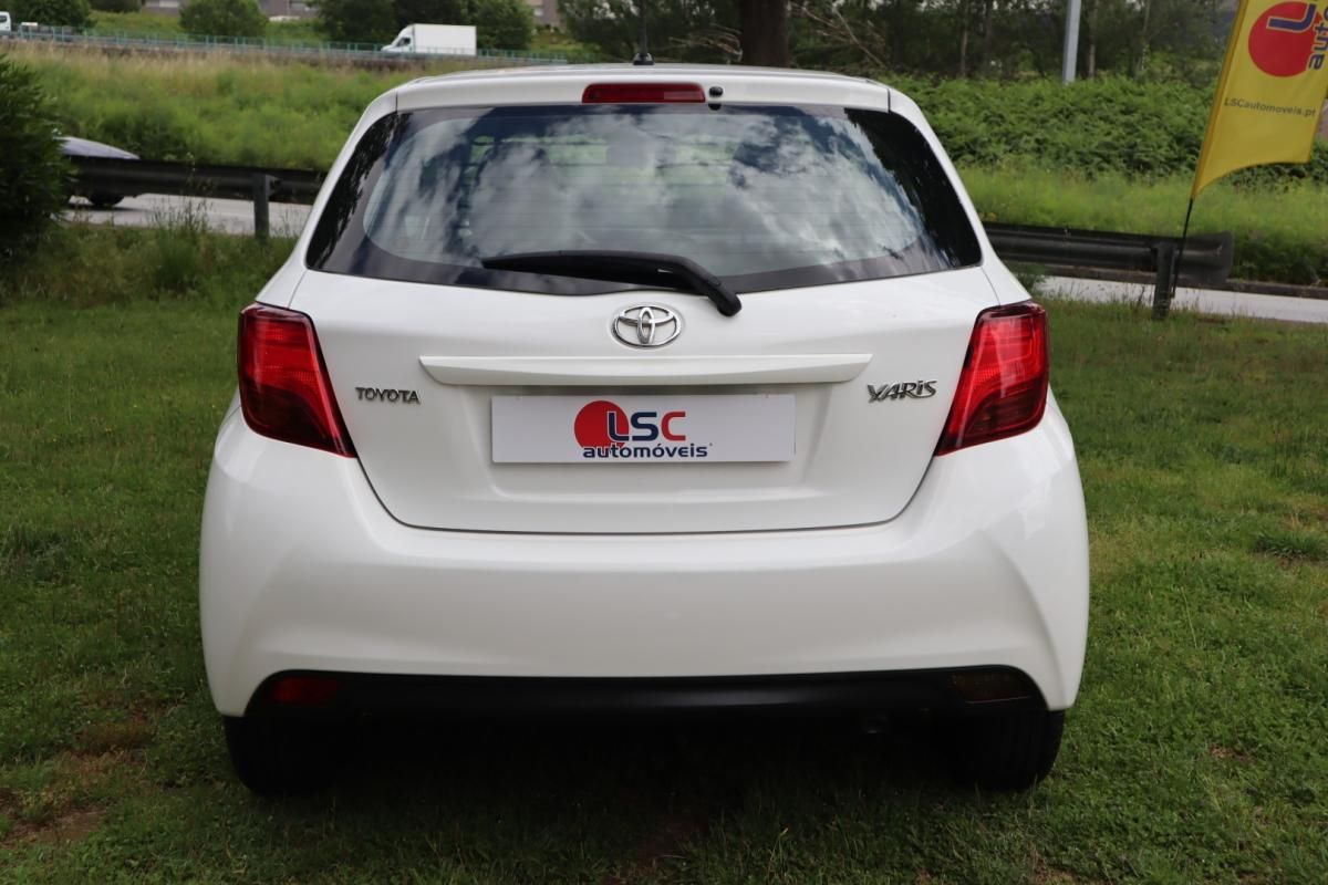 toyota-yaris-2015-diesel-1364cc