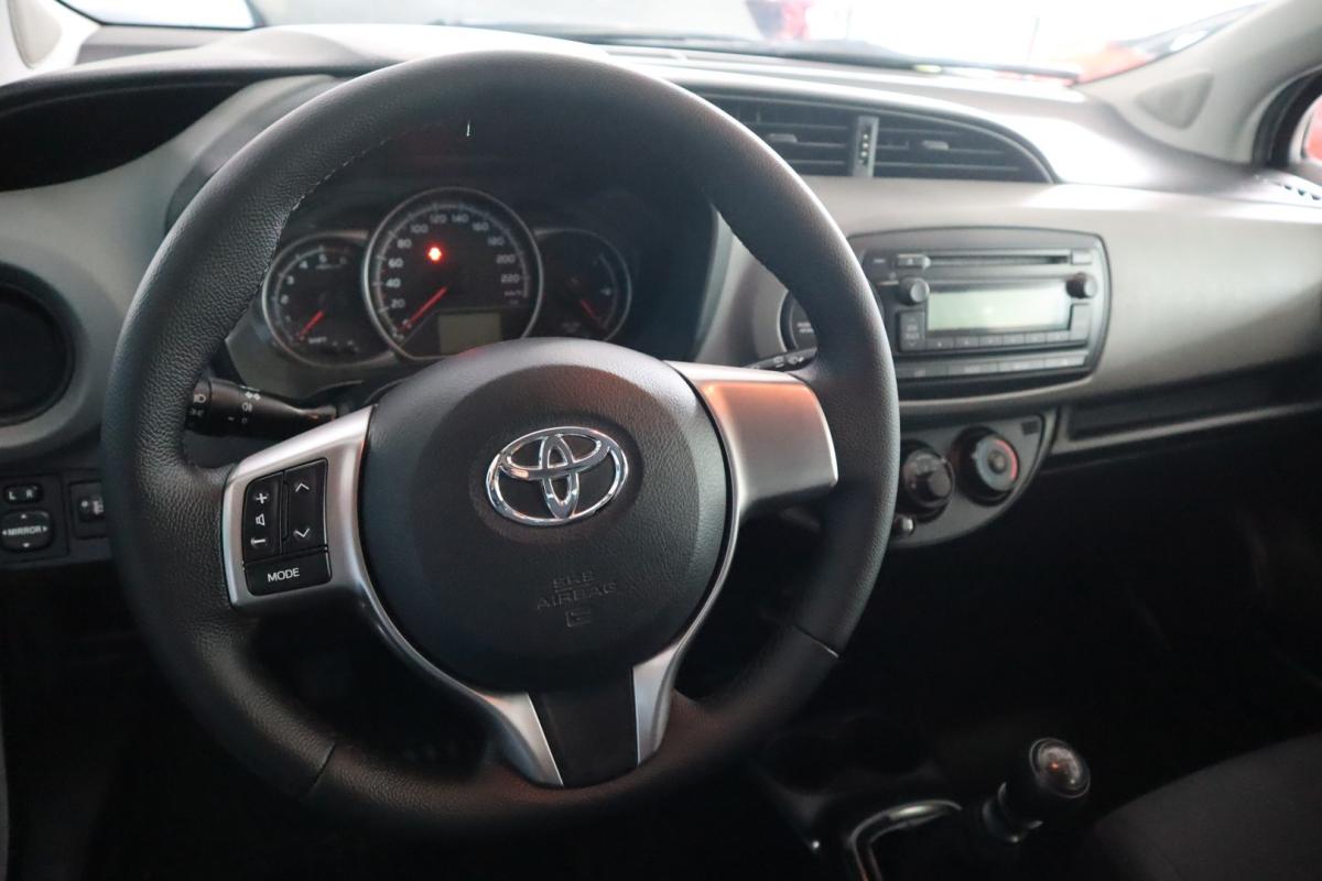toyota-yaris-2015-diesel-1364cc