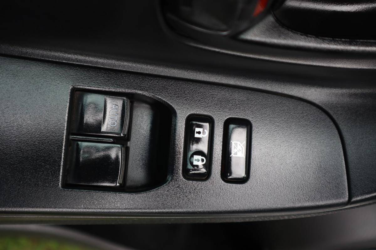 toyota-yaris-2015-diesel-1364cc