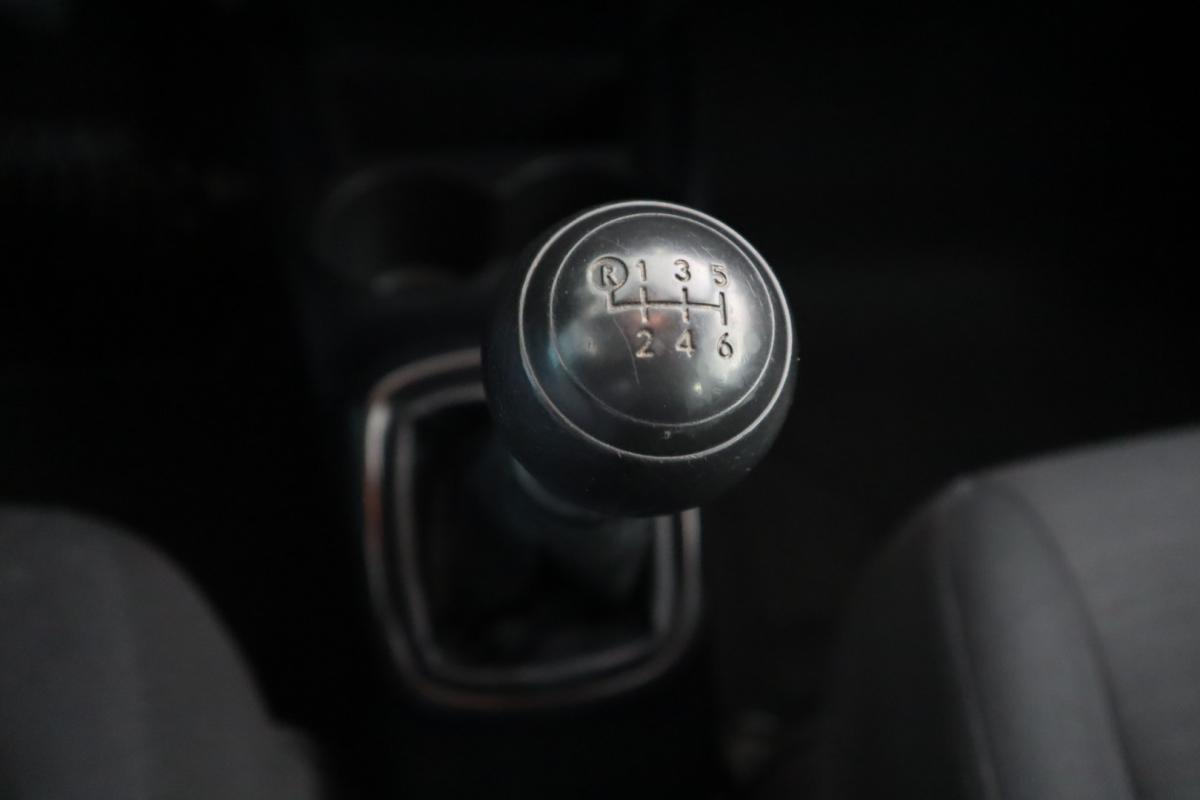 toyota-yaris-2015-diesel-1364cc