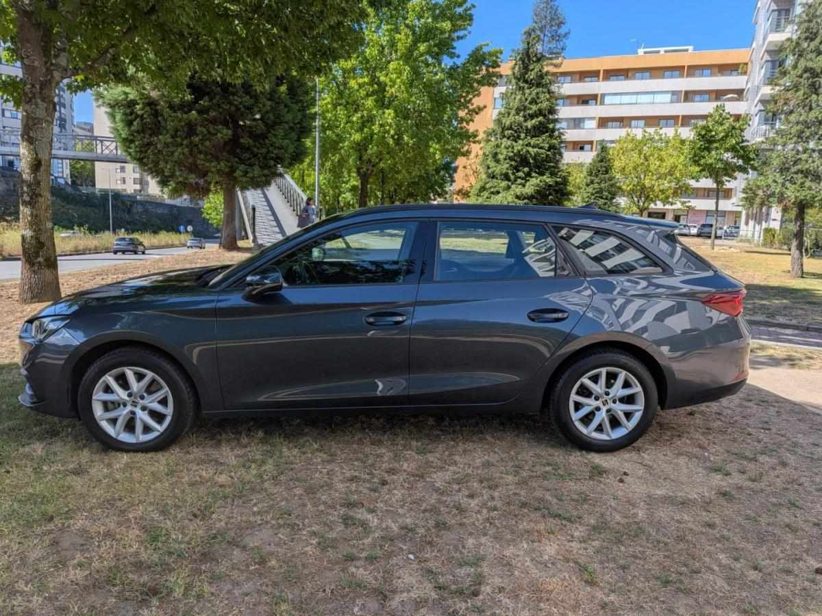 seat-leon-st-2023-diesel-1968cc