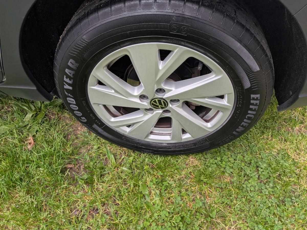 volkswagen-taigo-2022-gasolina-999cc