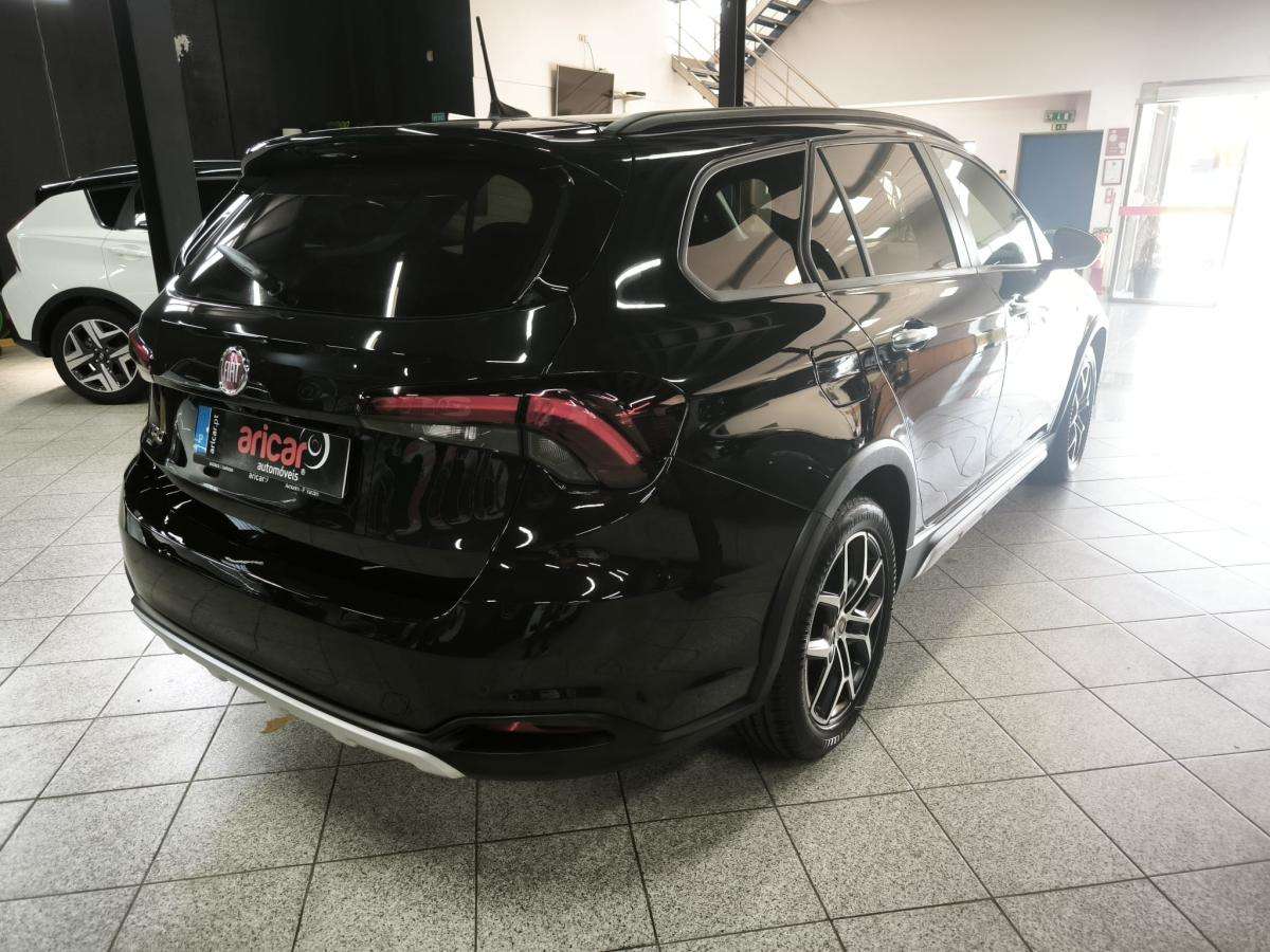 fiat-tipo-station-wagon-2023-gasolina-999cc