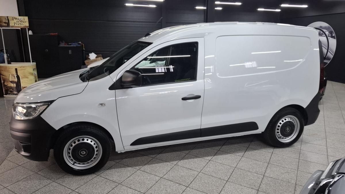 renault-express-2023-diesel-1461cc