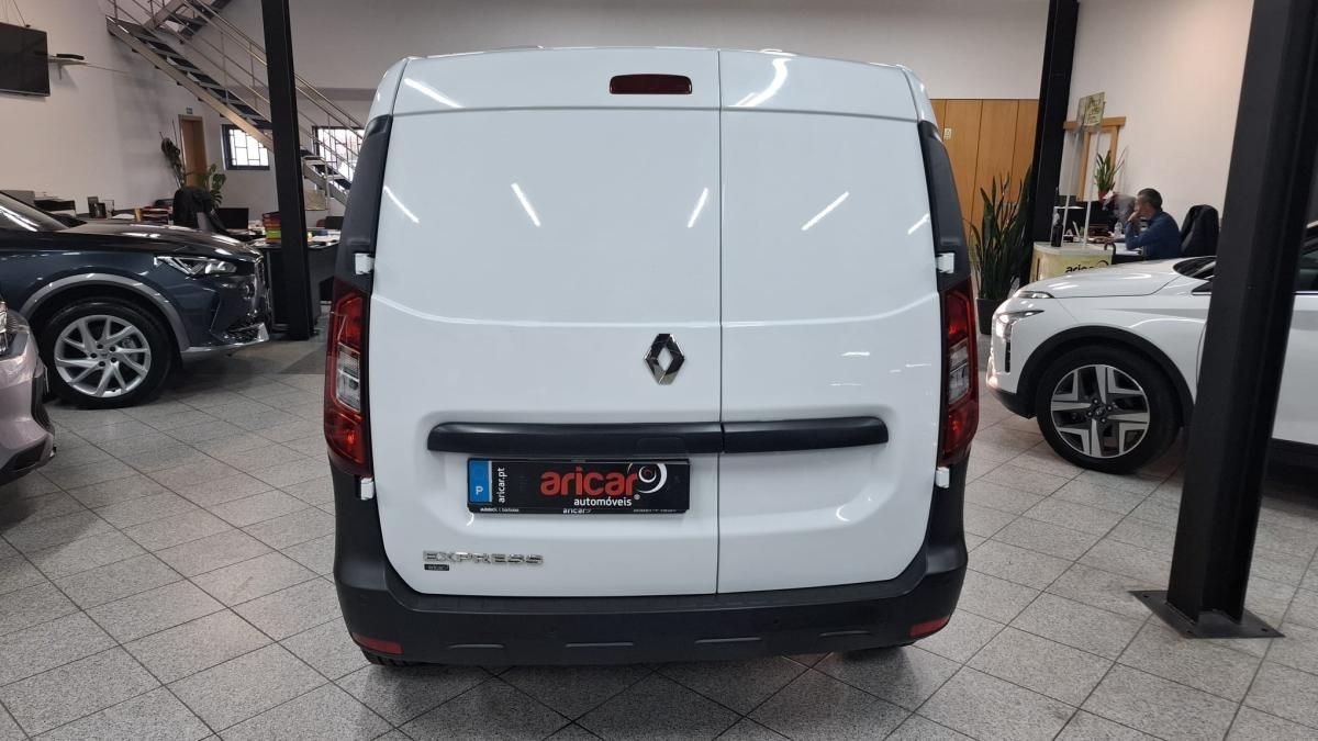renault-express-2023-diesel-1461cc