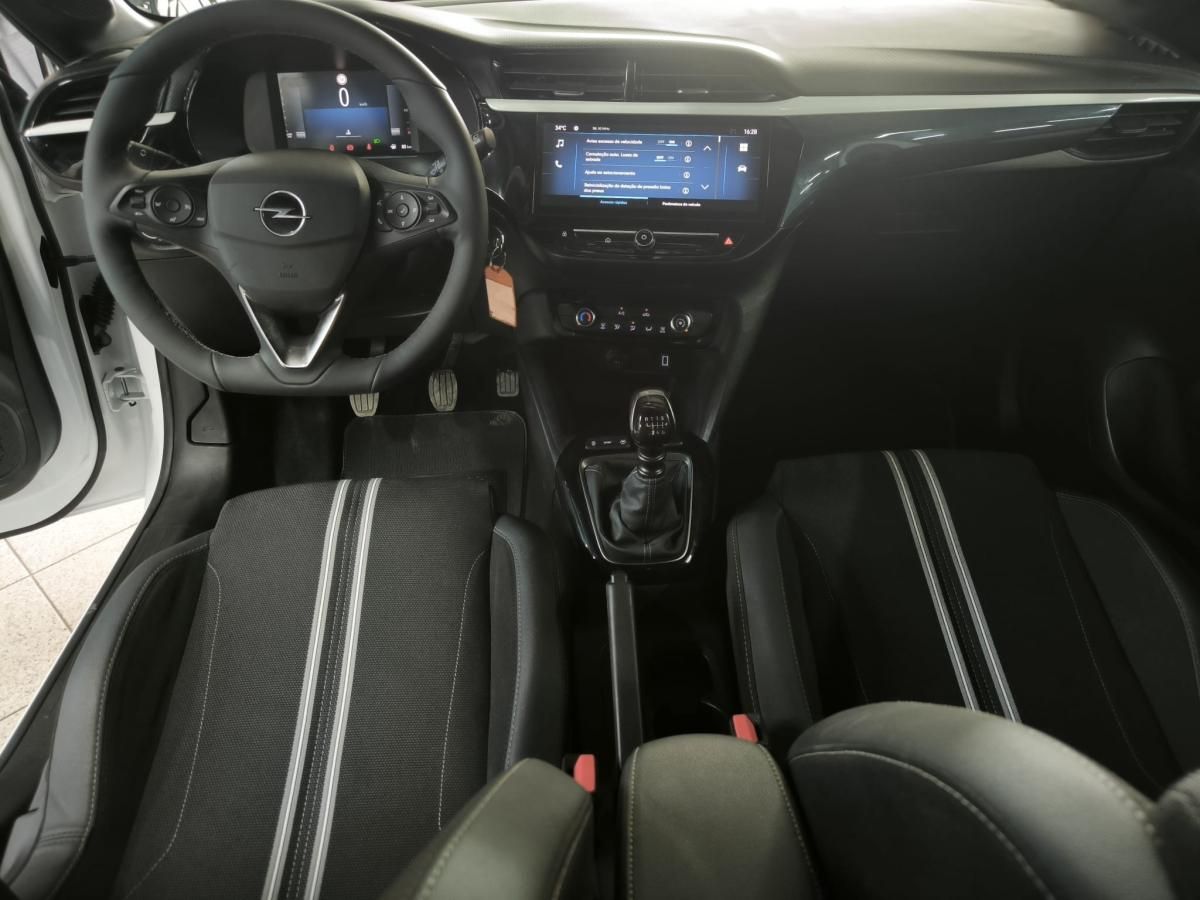 opel-corsa-2025-gasolina-1199cc