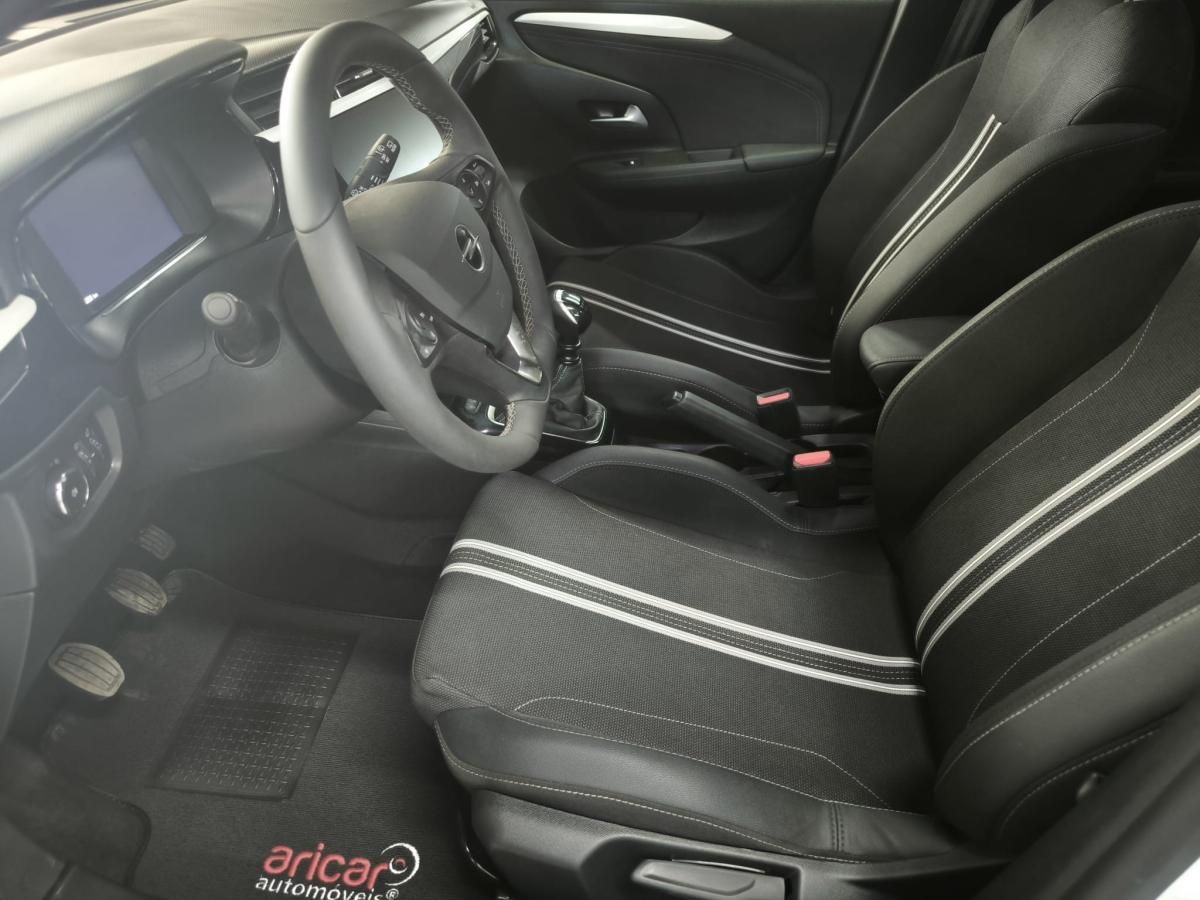 opel-corsa-2025-gasolina-1199cc