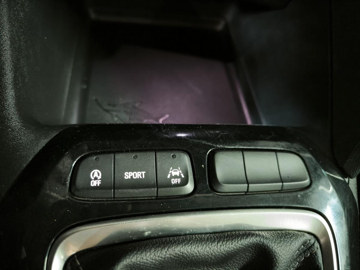 opel-corsa-2025-gasolina-1199cc