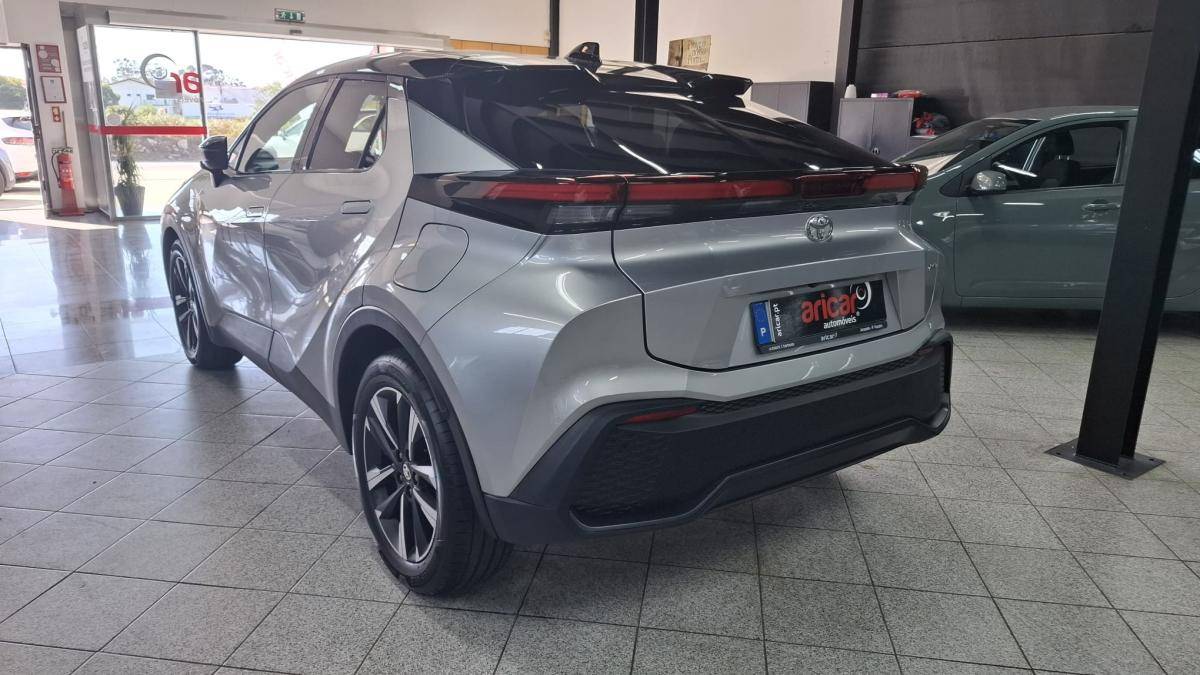 toyota-c-hr-2026-hibrido-a-gasolina-1798cc