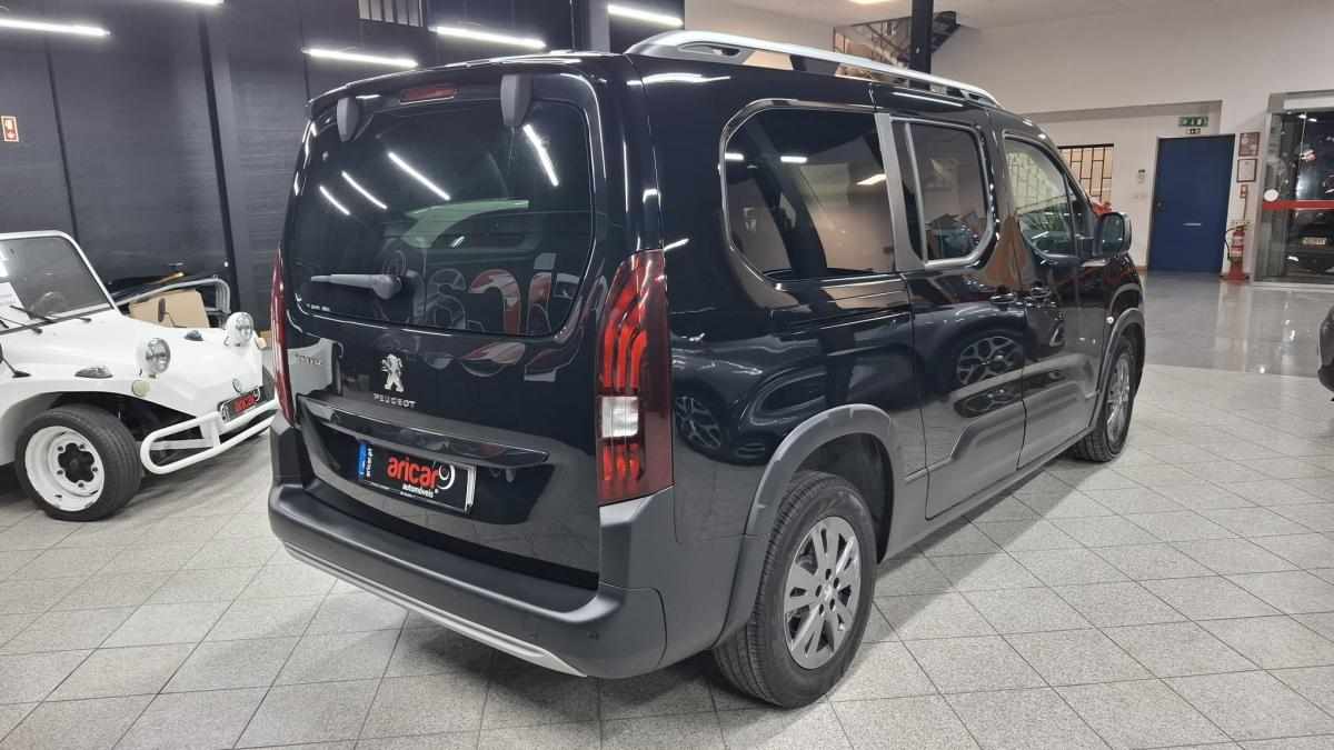peugeot-rifter-1-5-131cv-2022-diesel-1499cc