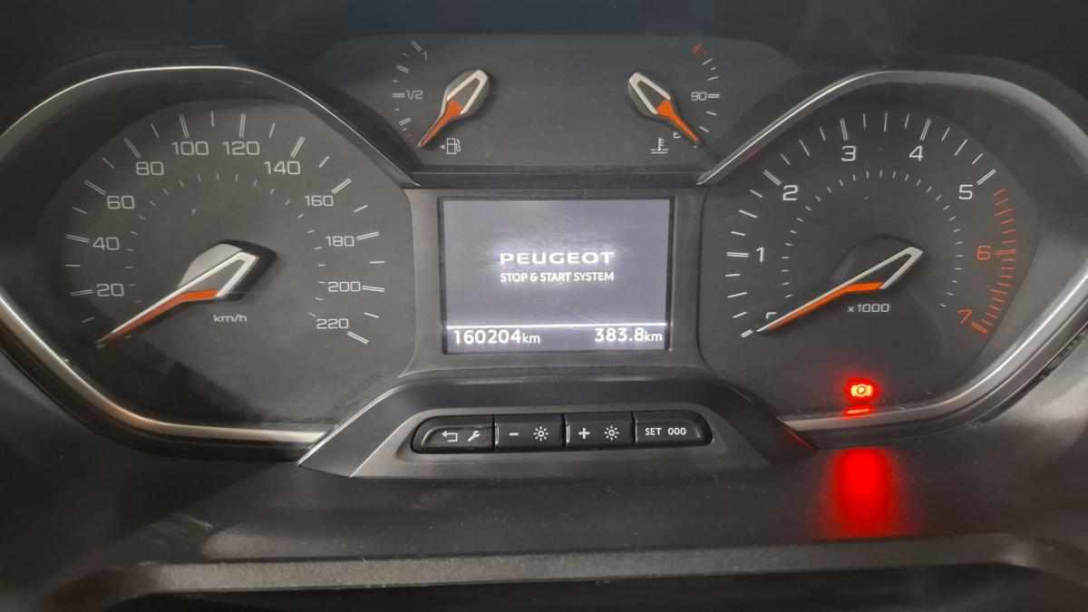 peugeot-rifter-1-5-131cv-2022-diesel-1499cc