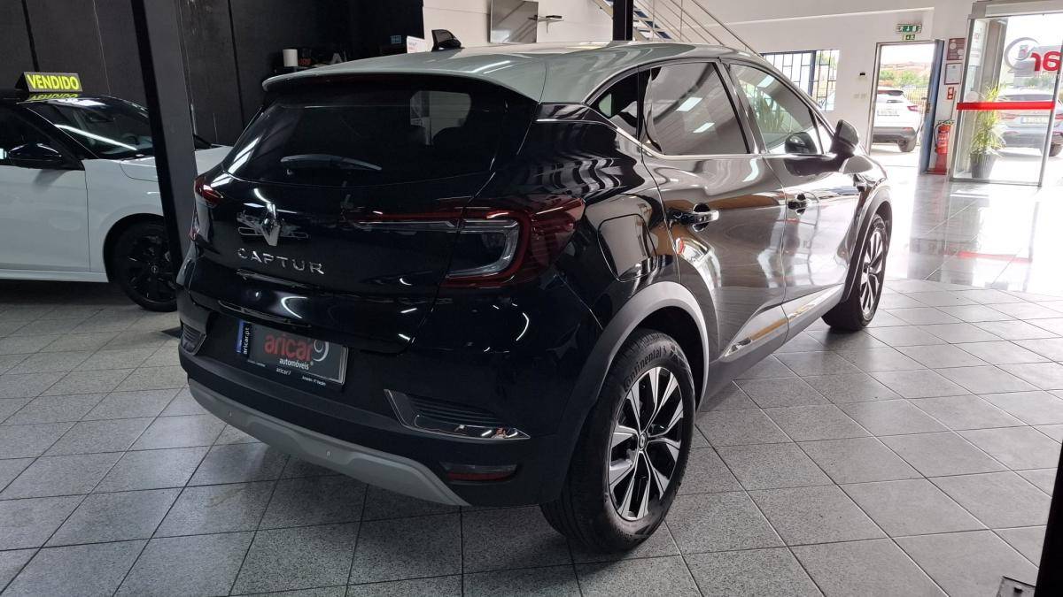 renault-captur-2024-gpl-999cc