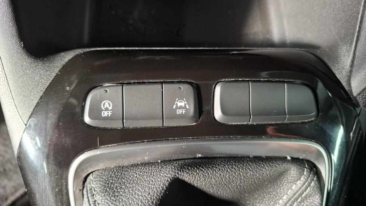 opel-corsa-2023-gasolina-1199cc
