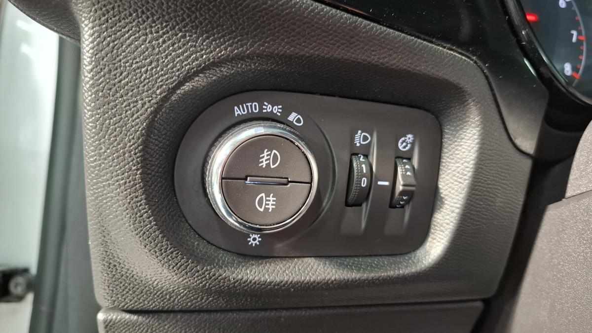 opel-corsa-2023-gasolina-1199cc