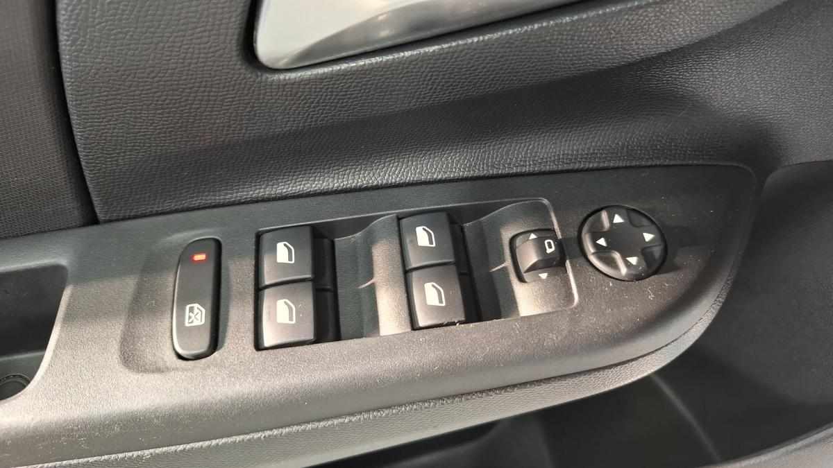 opel-corsa-2023-gasolina-1199cc