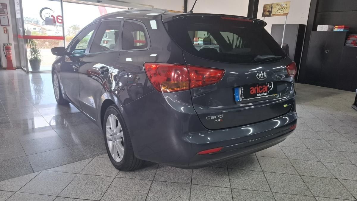 kia-ceed-sw-2013-diesel-1582cc