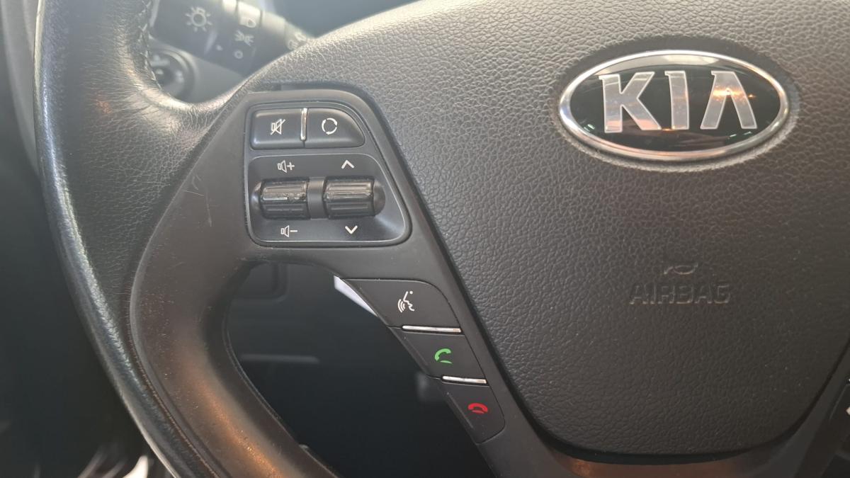 kia-ceed-sw-2013-diesel-1582cc
