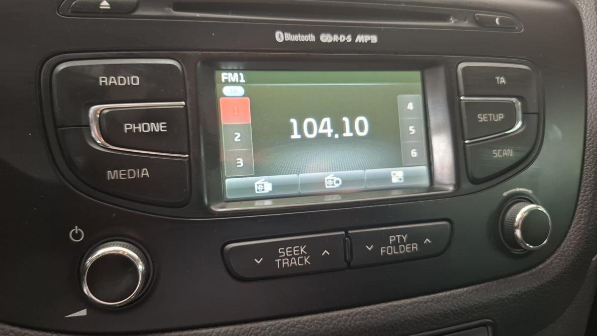 kia-ceed-sw-2013-diesel-1582cc
